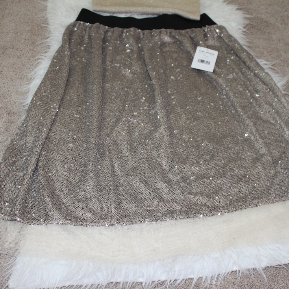 Free People Small Sequin Mesh-Hem A-Line Skirt NWT - Picture 6 of 8
